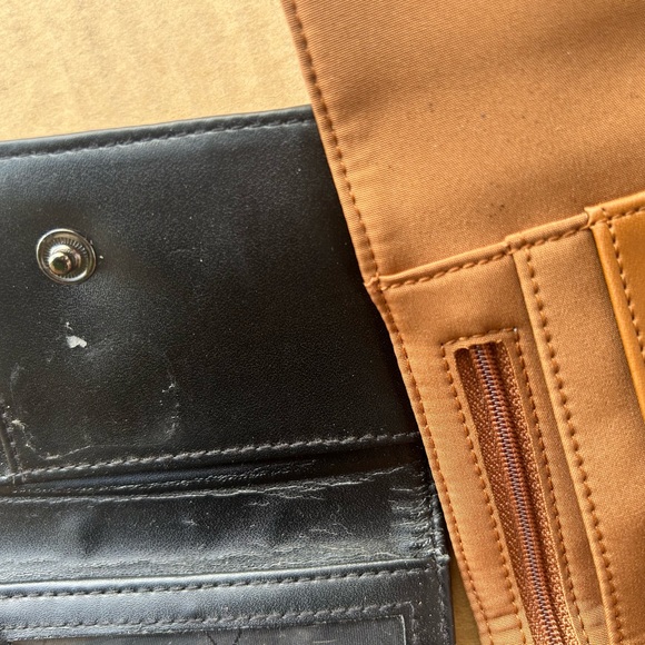set of 3 used wallets - Picture 7 of 9